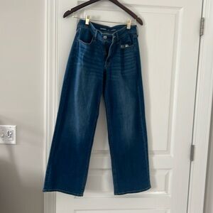 Wide leg jeans